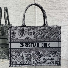 Christian Dior Shopping Bags